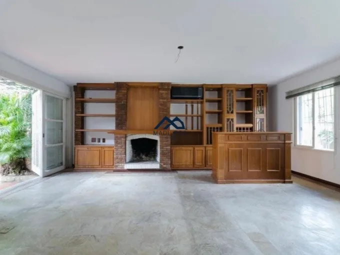 Casa Térrea no Bairro Vila Assunção